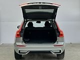 Volvo XC60 PLUS DARK B4 AWD 145kW - náhled 8