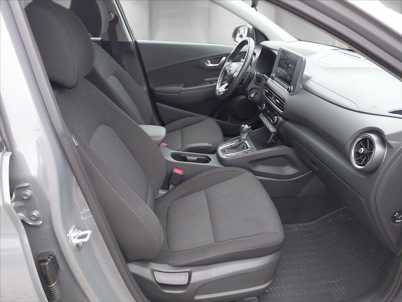 Hyundai Kona 1,6   1.6T-GDi Smart DCT - fotka 18 z 23