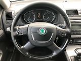 Škoda Octavia Combi 1.6 TDi Elegance - náhled 17