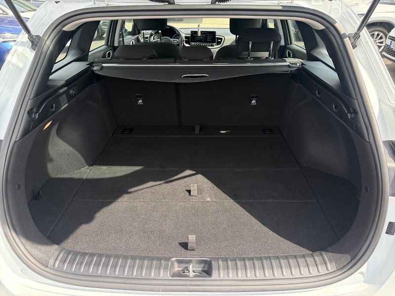 Kia Ceed (2024) SPIN 1.0T-GDI 74kW CZ DPH - fotka 6 z 11
