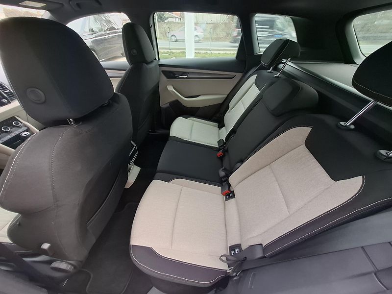 Škoda Karoq (2019) 2.0TDI,nehav,72tkm,top stav - fotka 11 z 21