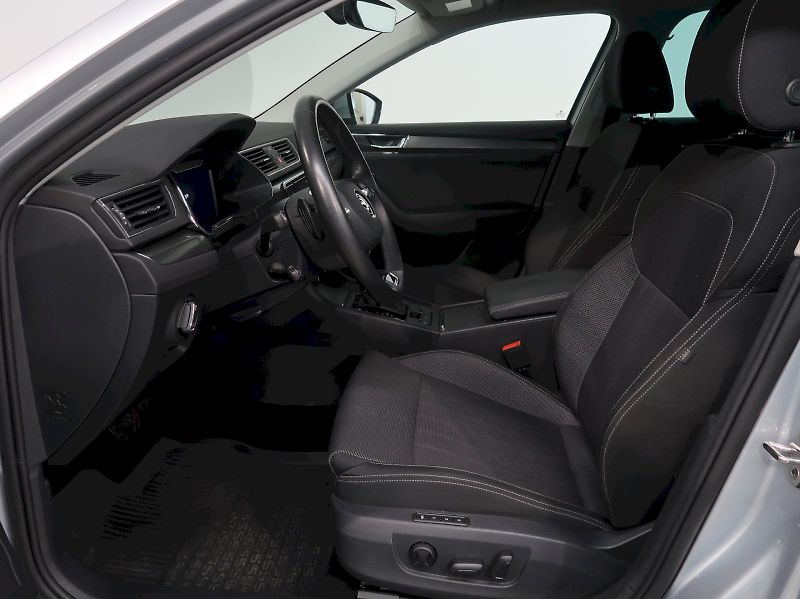 Škoda Superb (2022) iV STYLE 1.4TSI 160KW DSG - fotka 13 z 44