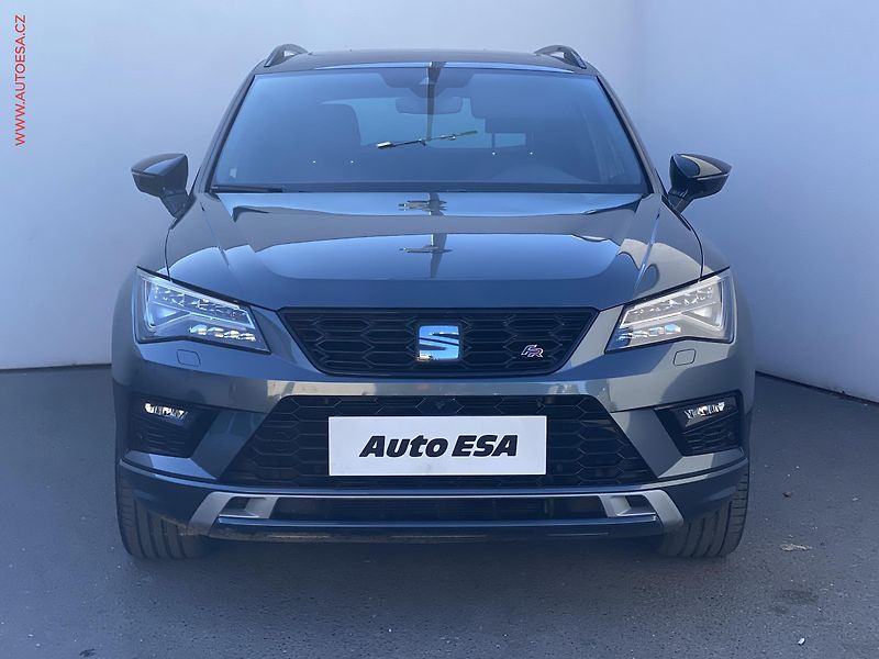 Seat Ateca (2020) 2.0 TSi 4x4, FR, DSG, +ALU - fotka 2 z 24