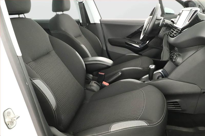 Peugeot 208 (2015) 1.2 PureTech, Automat - fotka 7 z 15