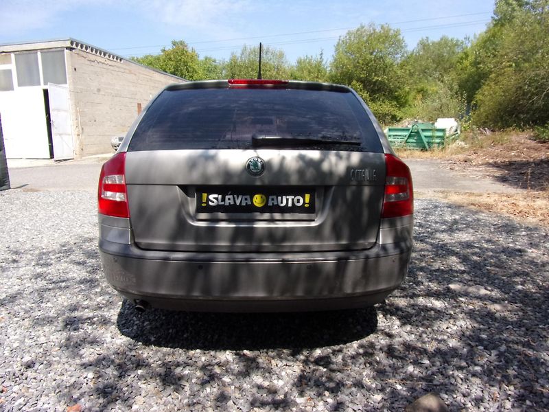 Škoda Octavia (2011) 1.6 MPi 75kW BSE KLIMA TOP KM - fotka 6 z 21