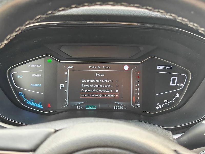 Kia Niro EXCLUSIVE 1,6GDi HEV - fotka 12 z 24
