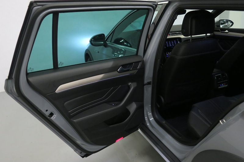 Volkswagen Passat (2023) Alltrack 2.0 TDI 147kW 4M DSG - fotka 42 z 50