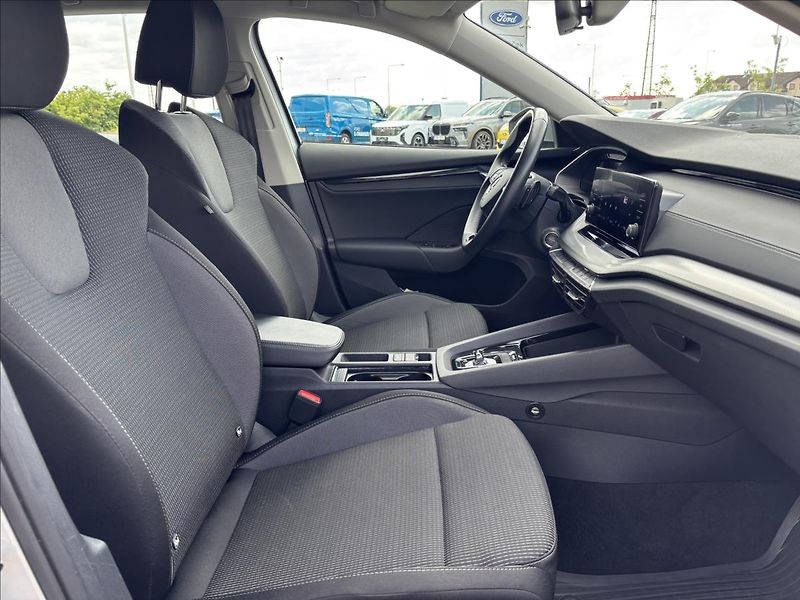 Škoda Octavia 2,0 TDI 110kW Ambition DSG 4x4 - fotka 20 z 42