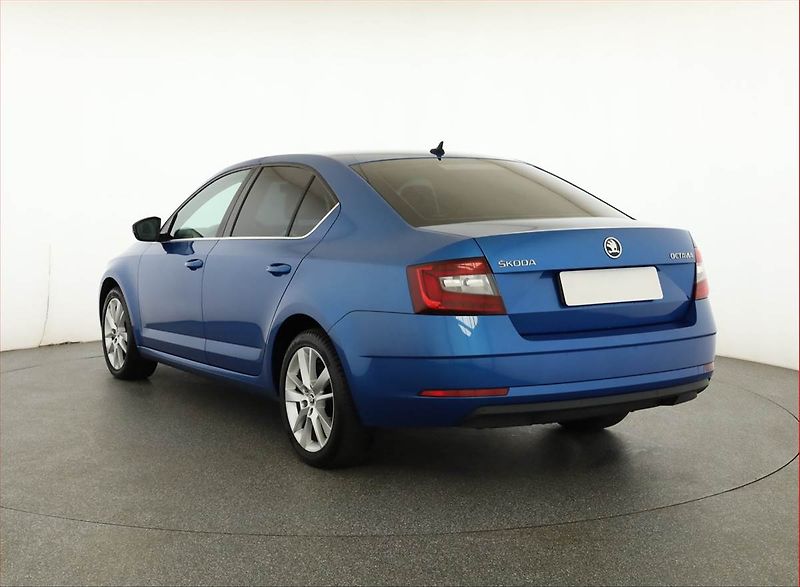 Škoda Octavia (2019) Style 1.6 TDI, Serv.kniha - fotka 4 z 15
