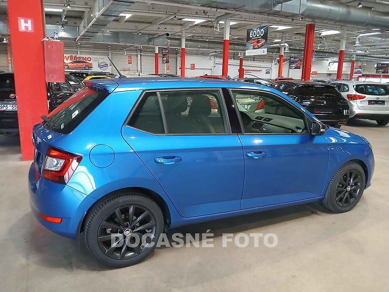 Škoda Fabia (2021) 1.0 TSi, 1.maj,ČR, AC, park - fotka 2 z 3