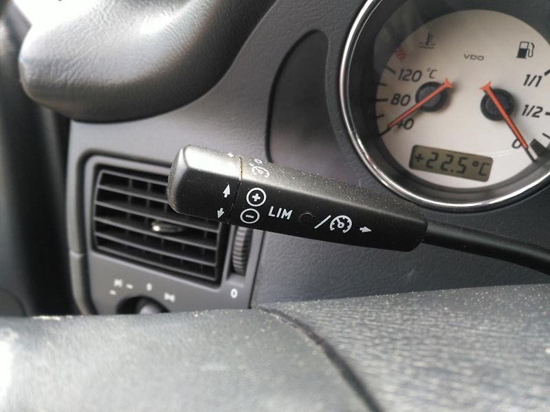 Mercedes-Benz SLK 230 Kompressor manuál - fotka 12 z 27