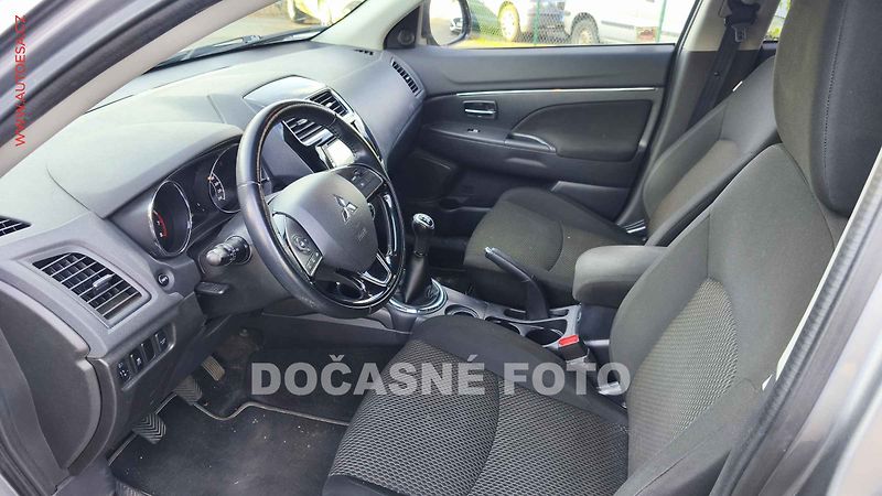 Mitsubishi ASX (2017) 1.6MIVEC, 2.maj,ČR, Navi - fotka 3 z 3