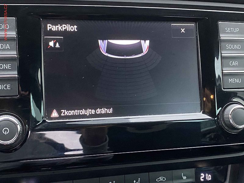 Škoda Octavia (2016) 2.0 TDi, RS, bixen, TZ, +kola - fotka 16 z 18