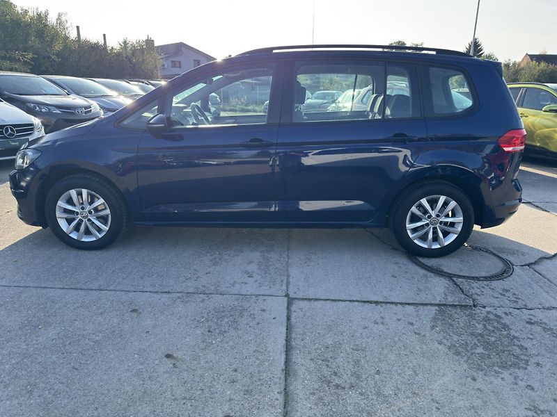 Volkswagen Touran - fotka 3 z 11
