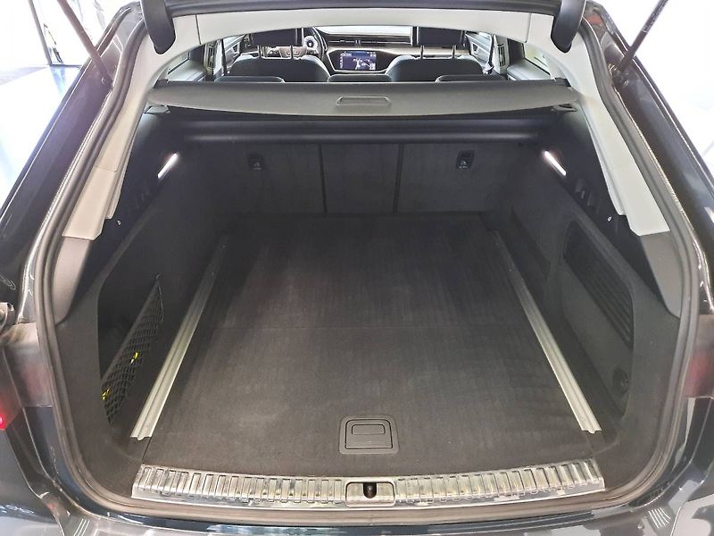 Audi A6 Allroad (2023) 55 TDI quattro (253kW/344k) Ti - fotka 25 z 29