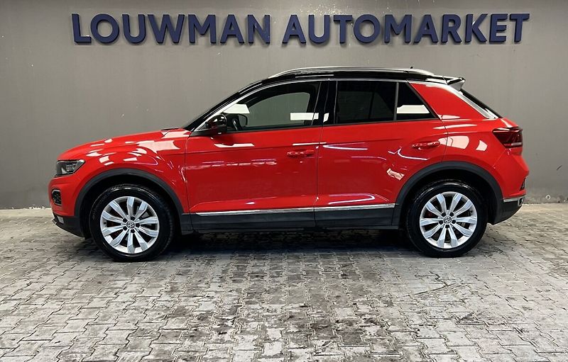 Volkswagen T-Roc Sport 2.0 TSI BMT 4MOTION DSG7 - fotka 3 z 18