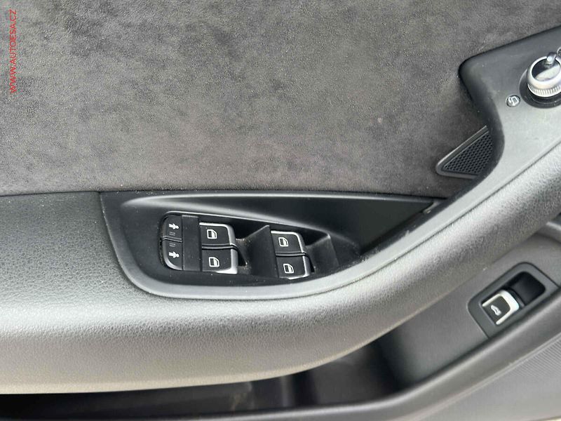 Audi A6 Allroad (2016) 3.0TDi Quattro, ČR, AT, navi - fotka 12 z 27