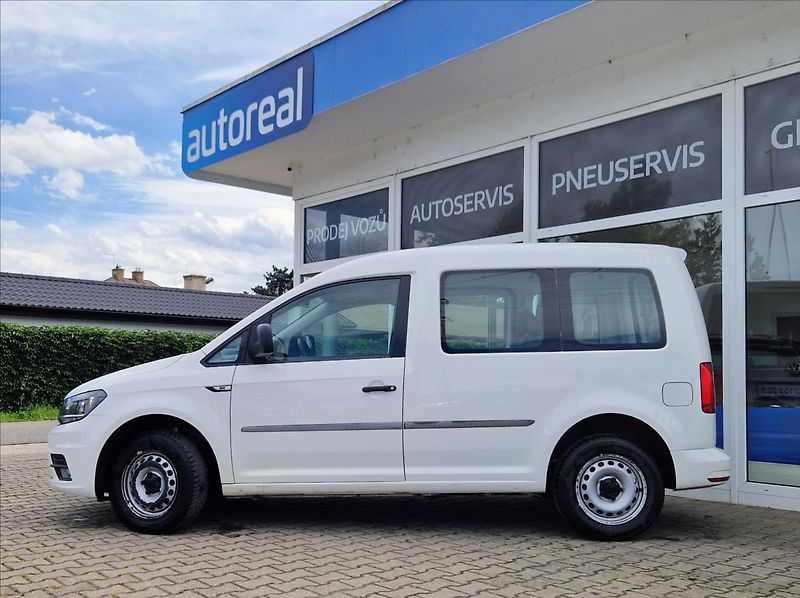 Volkswagen Caddy 1,0 TSI 75kW AC VÝHŘEV 5MÍST - fotka 2 z 32
