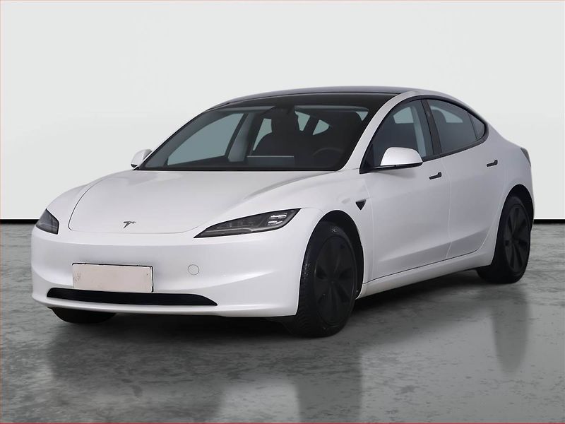 Tesla Model 3 (2024) Standard Range LFP, SoH 96% - fotka 2 z 27