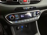 Hyundai i30 (2022) 1.0 T-GDI, Serv.kniha - náhled 14
