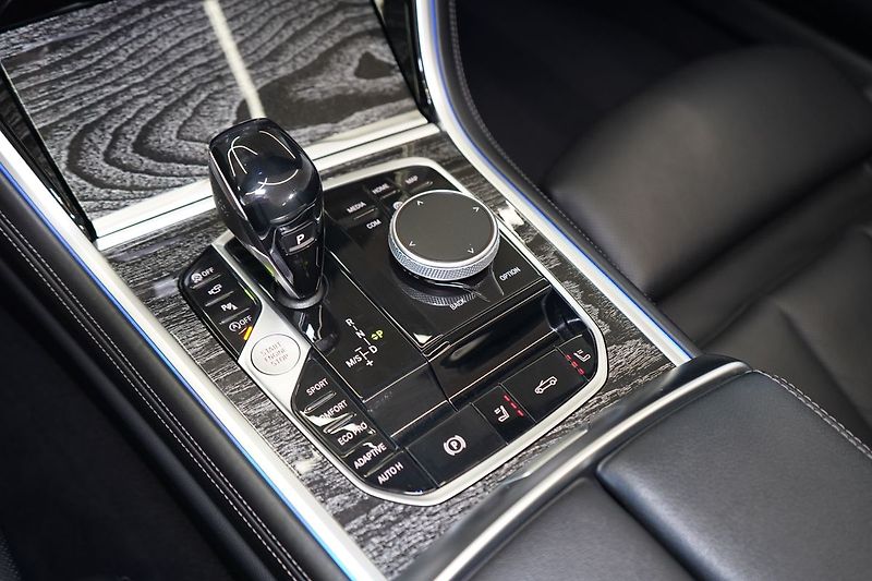 BMW Řada 8 840d xDrive,B&W,Ventilace,Soft - fotka 43 z 46