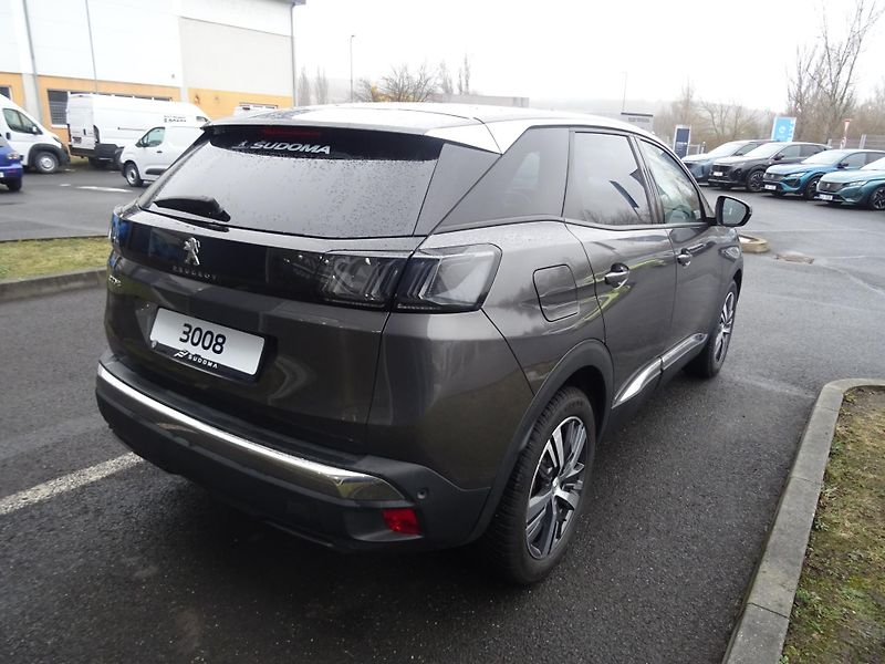 Peugeot 3008 (2022) ALLURE 1.5 BHDi S&S 130k EAT8 - fotka 7 z 73