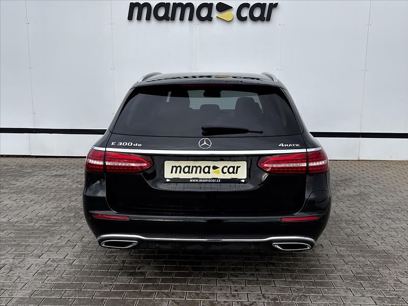 Mercedes-Benz Třídy E 300de 4MATIC TAŽNÉ DPH - fotka 6 z 33