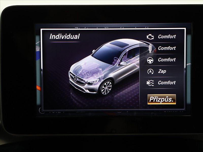 Mercedes-Benz GLC 2,1 250d 150 kw 4MATIC CZ AMG - fotka 24 z 33