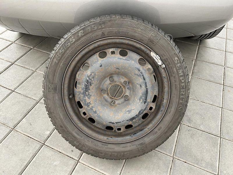 Škoda Roomster 1.6 V Comfort - fotka 25 z 25