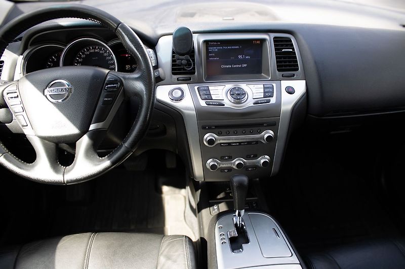 Nissan Murano Bez investic, servisované. - fotka 10 z 47