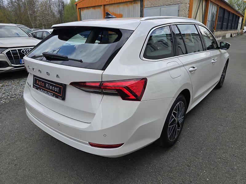 Škoda Octavia 2,0TDI 110kW DSG STYLE + NAVI - fotka 4 z 41