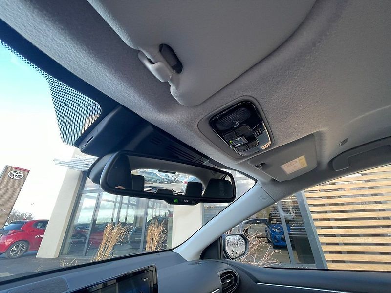 Toyota Yaris 1.5 Hybrid automat 116k Comfor - fotka 27 z 27