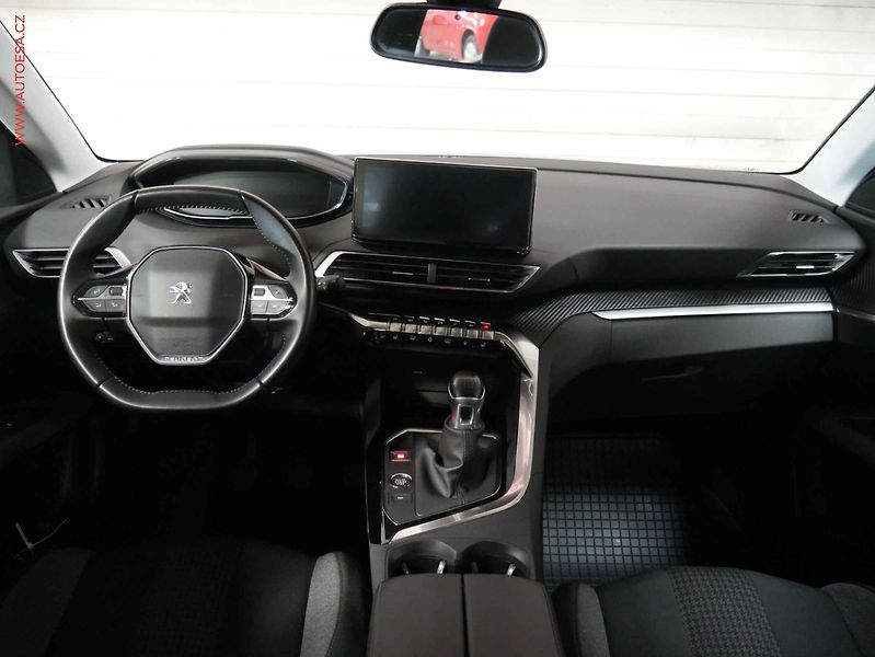 Peugeot 3008 (2021) 1.2PT, 2.maj,ČR, LED, navi - fotka 8 z 22