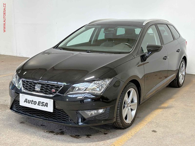 Seat Leon (2016) 2.0 TDi, FR, STK9/28 - fotka 3 z 15