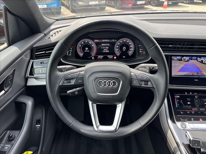 Audi Q8 3,0 TFSI V6 Quattro 250kW - fotka 20 z 34