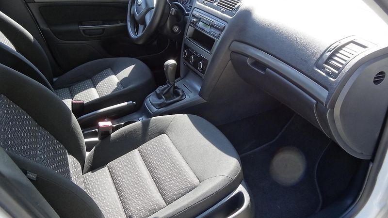 Škoda Octavia kombi 1.2TSI Ambition 77kW - fotka 4 z 11