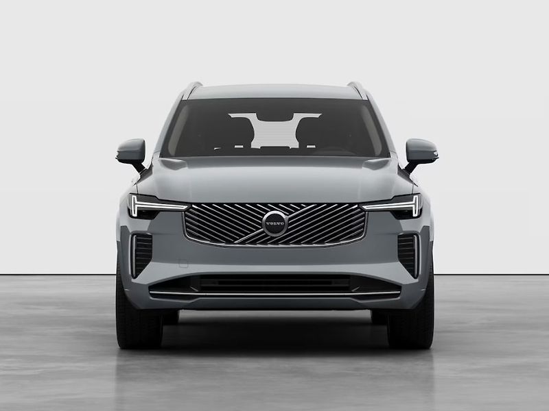 Volvo XC90 CORE B5 AWD 184kW 4x4 - fotka 3 z 12