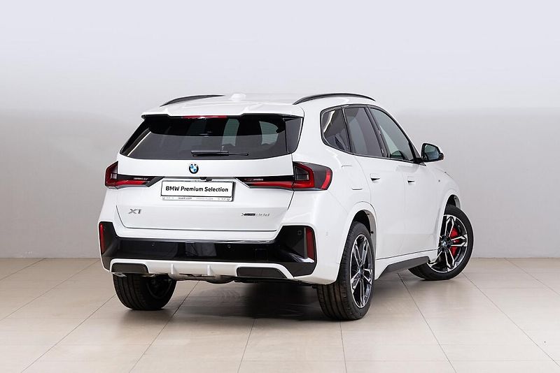 BMW X1 xDrive20d - fotka 3 z 13