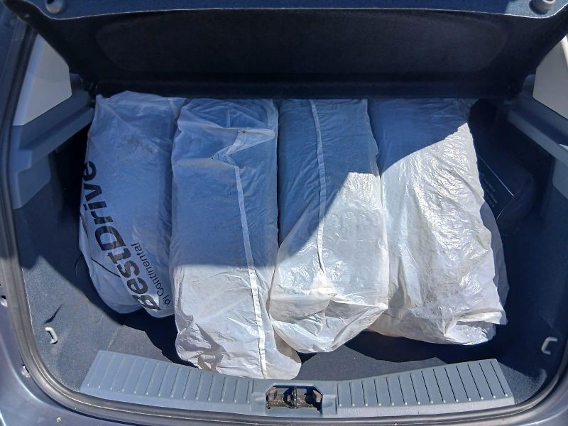 Ford C-MAX 1.6 TDCI, ALU, 6 rychlostí - fotka 34 z 39