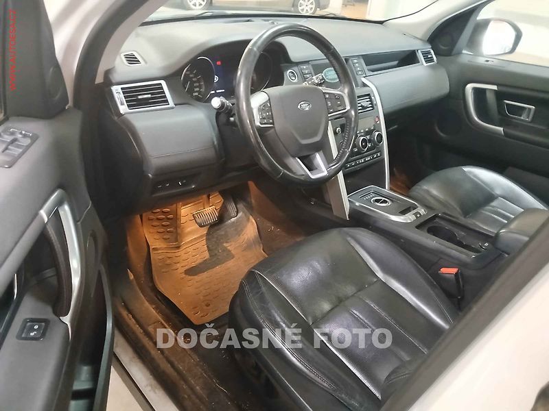 Land Rover Discovery Sport (2016) 2.0TD4 HSE 4WD, AT, navi - fotka 3 z 3