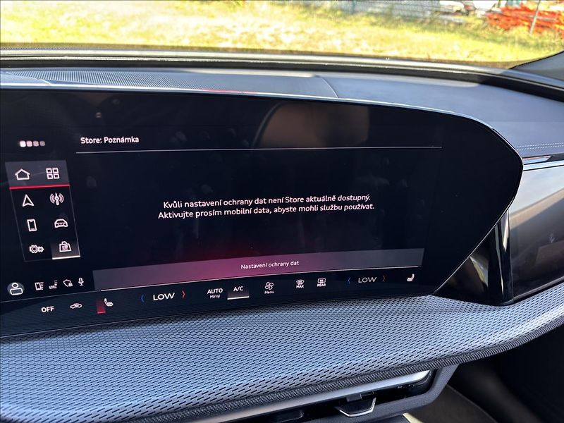 Audi Q5 2,0 TDI 150kW S-Line quattro - fotka 31 z 52