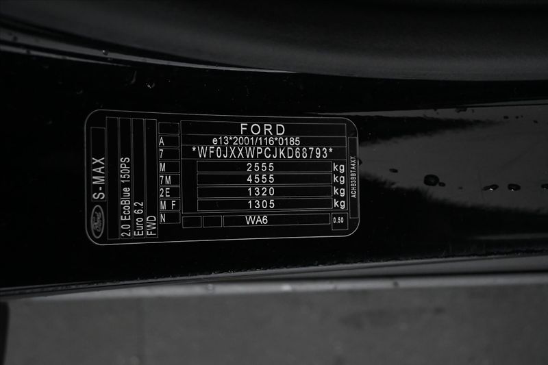 Ford S-MAX 2,0 EcoBlue 110 kW AT8 Titaniu - fotka 15 z 32