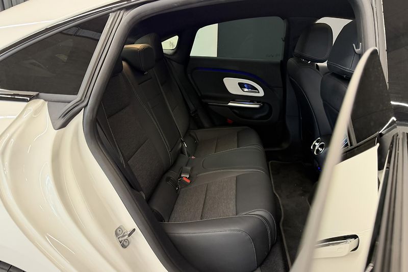Mercedes-Benz CLA (2025) CLA 250+ Progressive - fotka 32 z 71