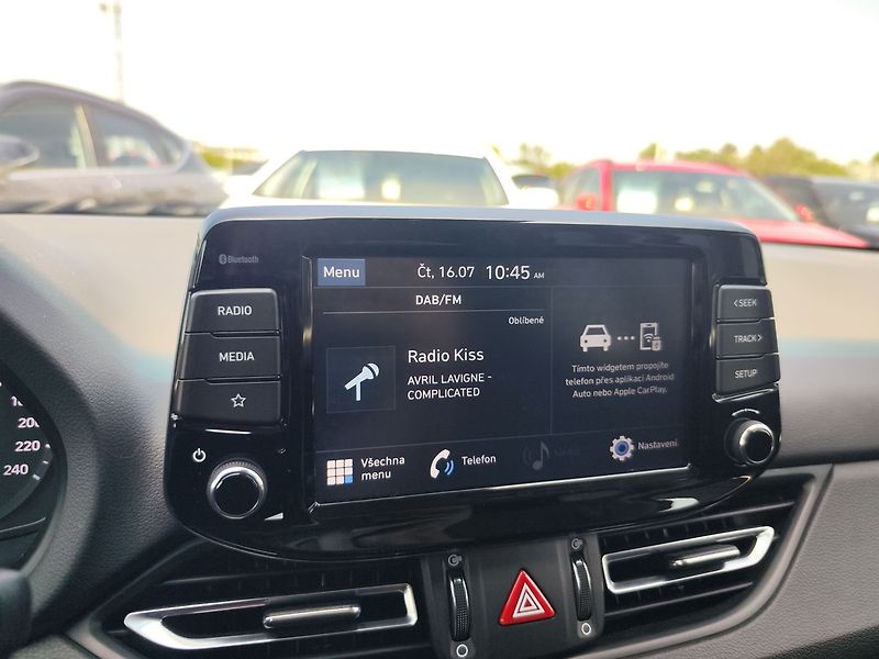 Hyundai i30 1.0 T-GDI/88kW Smart DCT - fotka 15 z 27