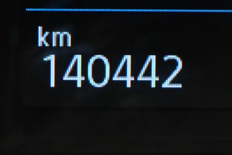 Volkswagen Passat 2,0 TDI 110kW DSG Business Zár - fotka 17 z 31