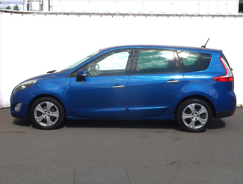 Renault Grand Scénic (2009) 1.9 dCi, po STK, jezdí výborně - fotka 3 z 21