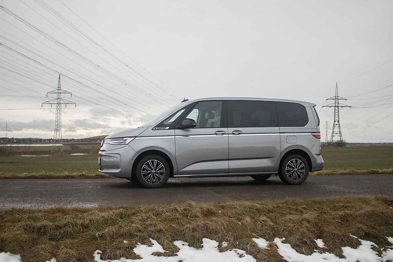 Velká rodina, jejíž členové se neradi omezují? Pro takovou je Multivan ideální volba.