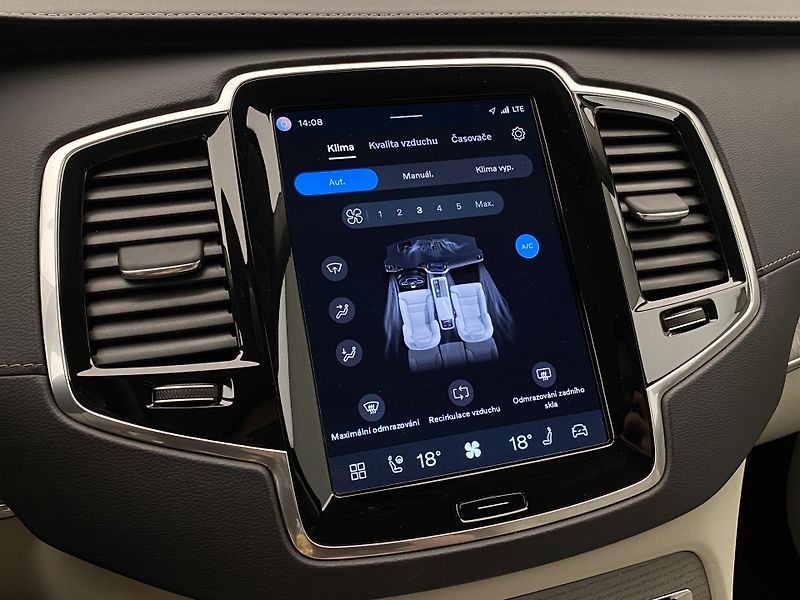 Volvo XC90 B5 AWD BRIGHT PLUS - fotka 45 z 66