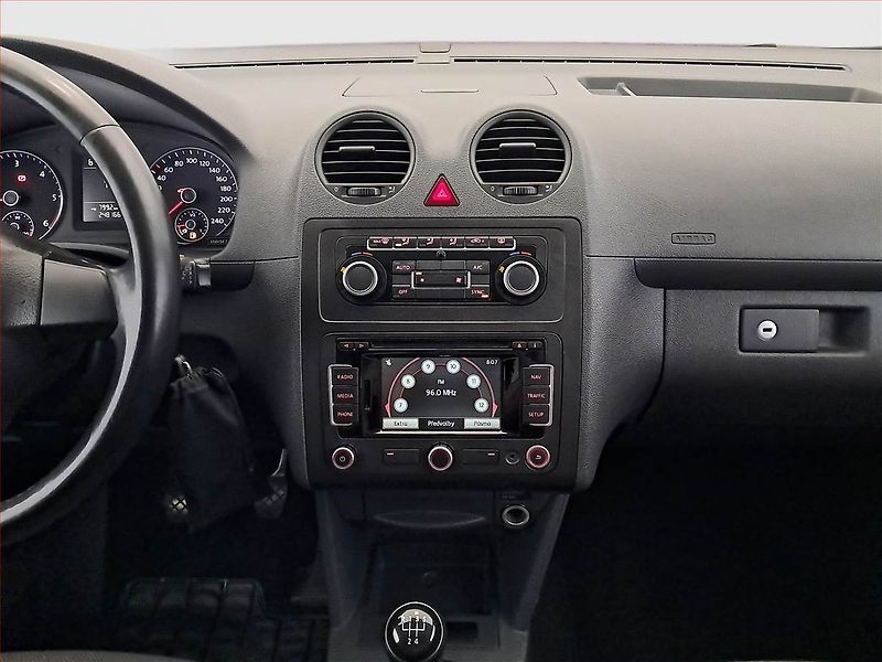 Volkswagen Caddy (2013) 1.6 TDI, 5Míst, ČR - fotka 12 z 18