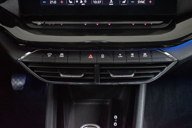 Škoda Octavia 1.5 TSI STYLE*TAŽNÉ*DPH*ČR 1.M - fotka 21 z 38